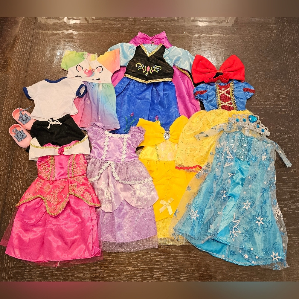 Our Generation Hally Doll w/Princess Dresses - Picture 6 of 9